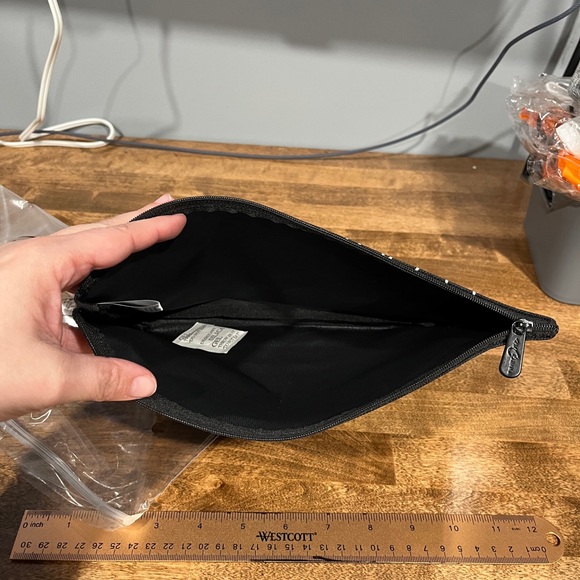 Thirty-One Recess Vibes Black Zipper Pouch - Picture 5 of 5